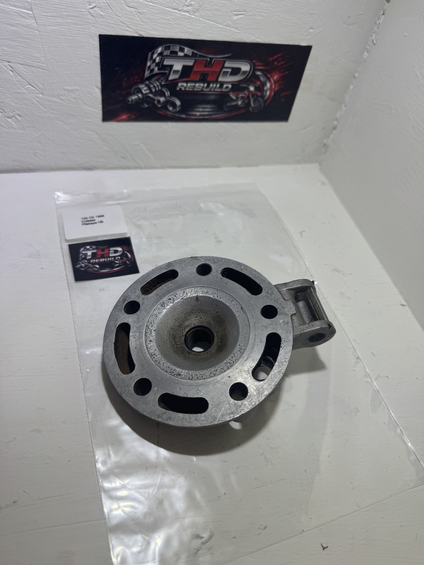 Culasse OEM HONDA 125 CR 1988 référence 12200KS6830 filetage HS Occasion