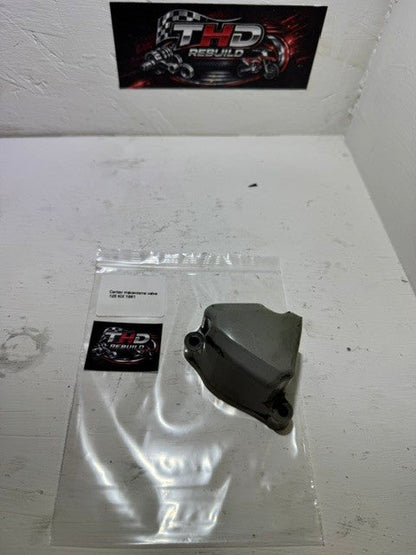 Couvercle mécanisme valve OEM KAWASAKI 125 KX 1990 à 1991 référence 140241844 Occasion