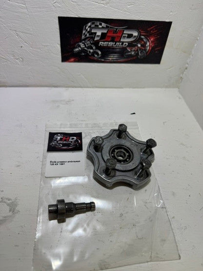 HOLDER,CLUTCH SPRING OEM KAWASAKI 125 KX 1991 référence 130911502 Occasion