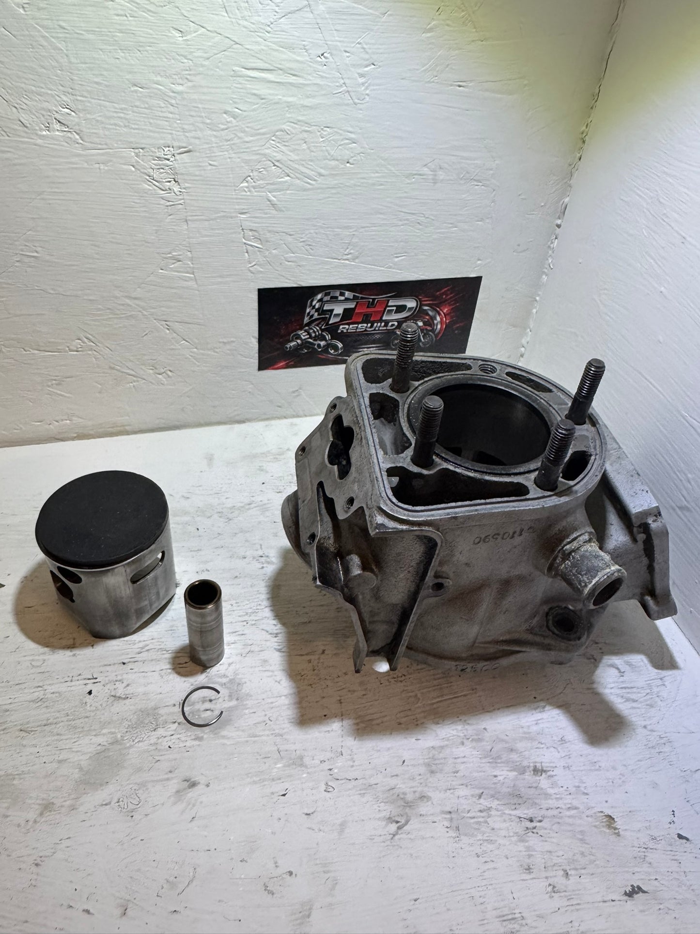 Kit cylindre piston en bon état OEM HUSQVARNA CR 125 1994 Occasion