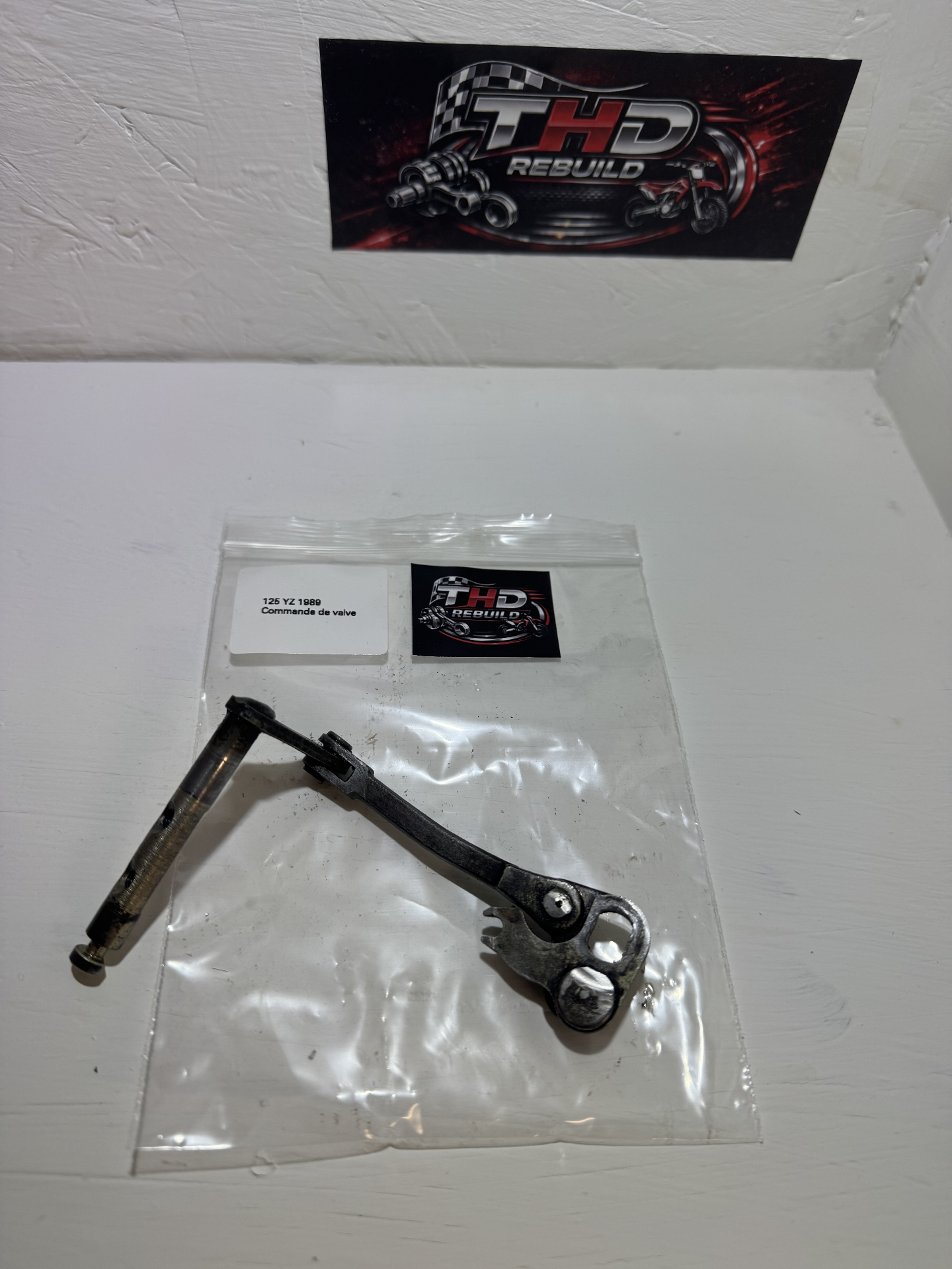 Arbre de commande de valve OEM YAMAHA 125 YZ 1989 3JD référence 3JD1199000 Occasion