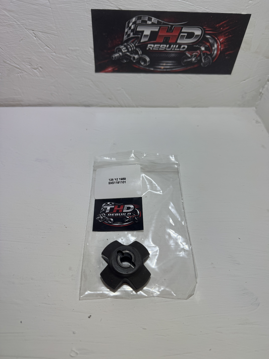 Retainer OEM YAMAHA 125 YZ 1987 à 1991 / 250 YZ 1983 à 1992 référence 5X51191101 Occasion