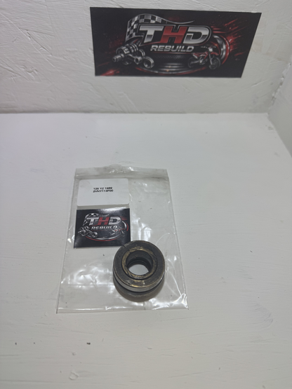 HOLDER 2 ASSY OEM YAMAHA 125 YZ 1989 3JD référence 2VNY113F00 Occasion