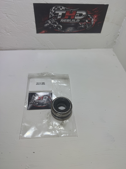 HOLDER 2 ASSY OEM YAMAHA 125 YZ 1989 3JD référence 2VNY113F00 Occasion
