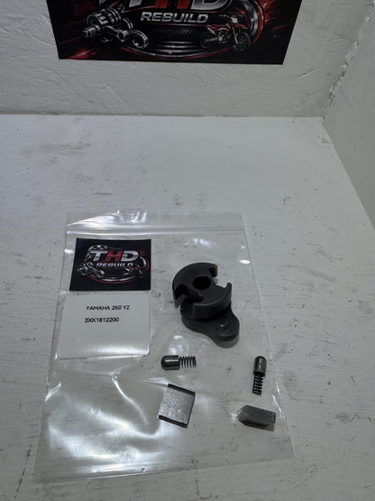 LEVER, SHIFT 2 OEM YAMAHA 250 YZ 1989 à 1998 référence 3XK1812200 Occasion